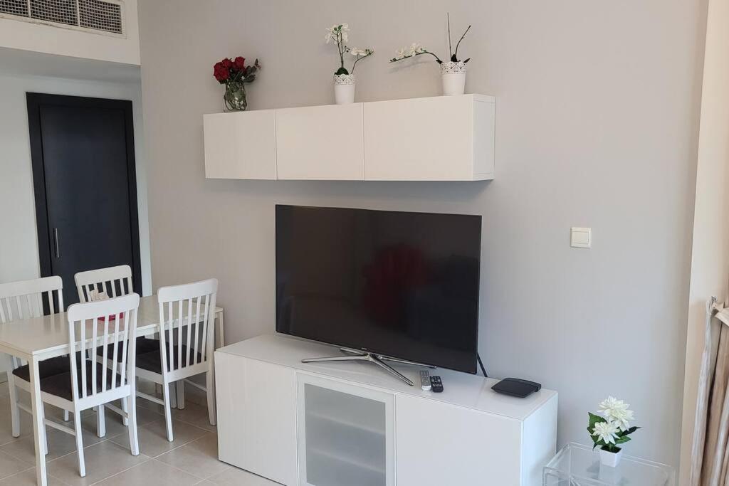 Dubai Marina 1 Bedroom Apt. Walking Distance Jbr. Екстер'єр фото