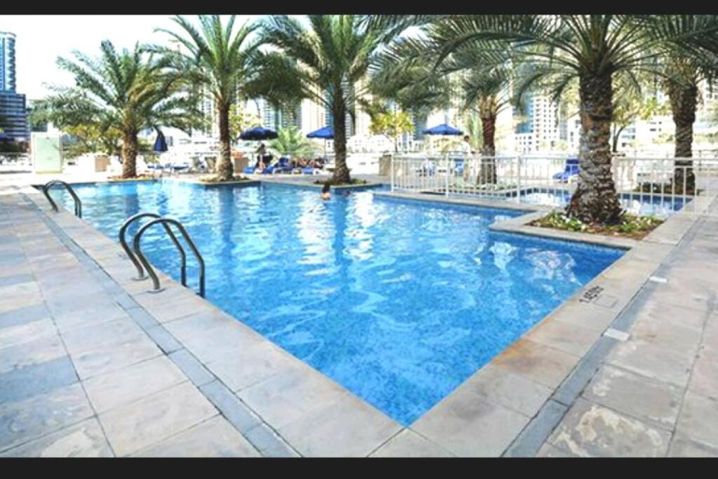 Dubai Marina 1 Bedroom Apt. Walking Distance Jbr. Екстер'єр фото