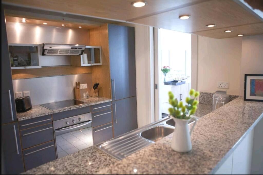 Dubai Marina 1 Bedroom Apt. Walking Distance Jbr. Екстер'єр фото