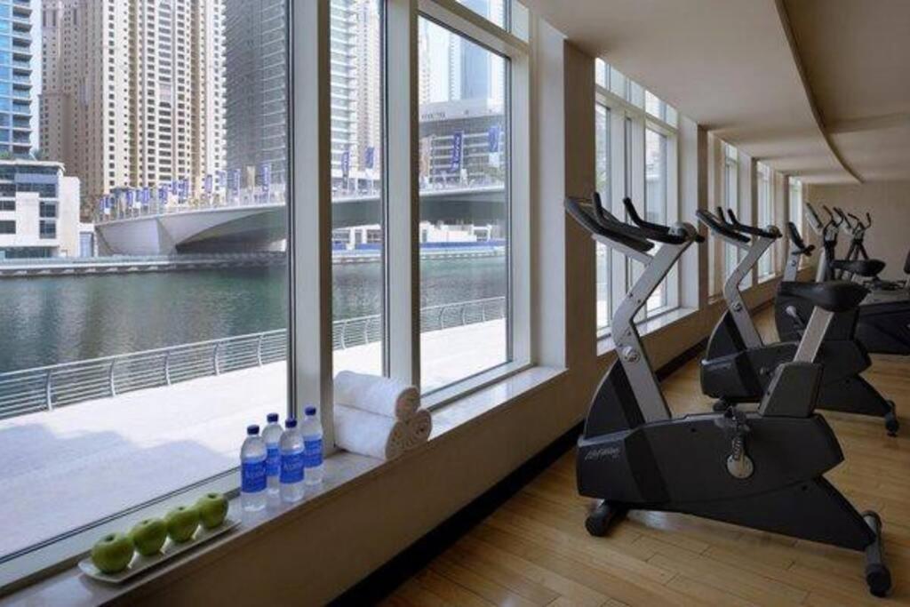 Dubai Marina 1 Bedroom Apt. Walking Distance Jbr. Екстер'єр фото