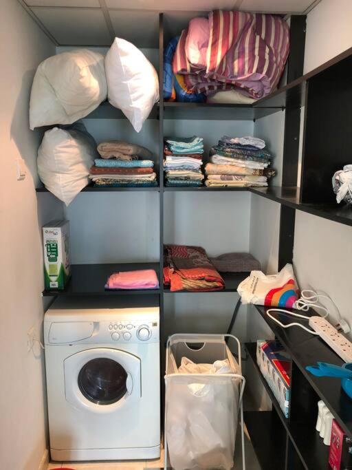Dubai Marina 1 Bedroom Apt. Walking Distance Jbr. Екстер'єр фото